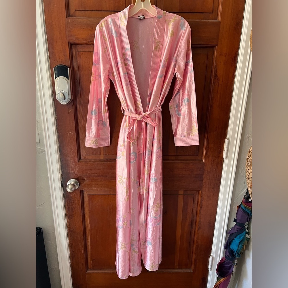 Granada Vintage Pink Floral Satin Robe – Long Maxi Gown Cottagecore Size Small